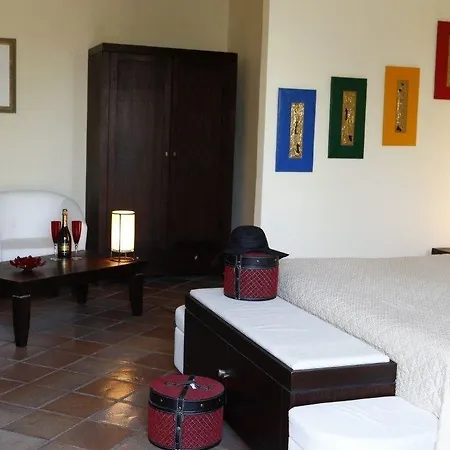 Il Poggio Dei Pettirossi 3* 贝瓦尼亚