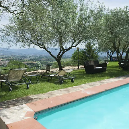 Hotel Il Poggio Dei Pettirossi 3*