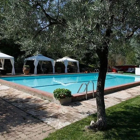 Il Poggio Dei Pettirossi 酒店 3*
